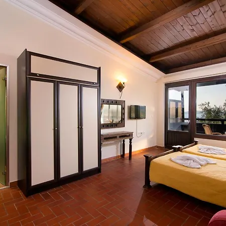 Kallisti Otel