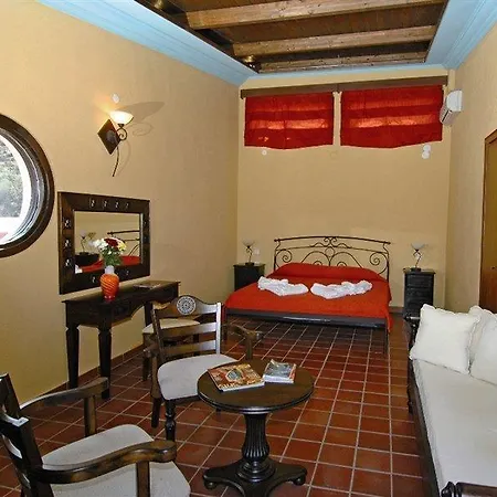 Otel Kallisti 3*