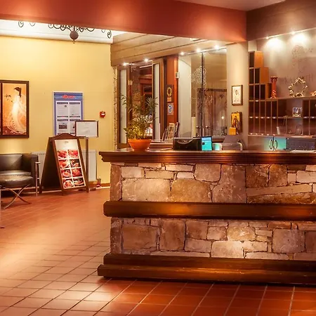 Kallisti Hotel Potos