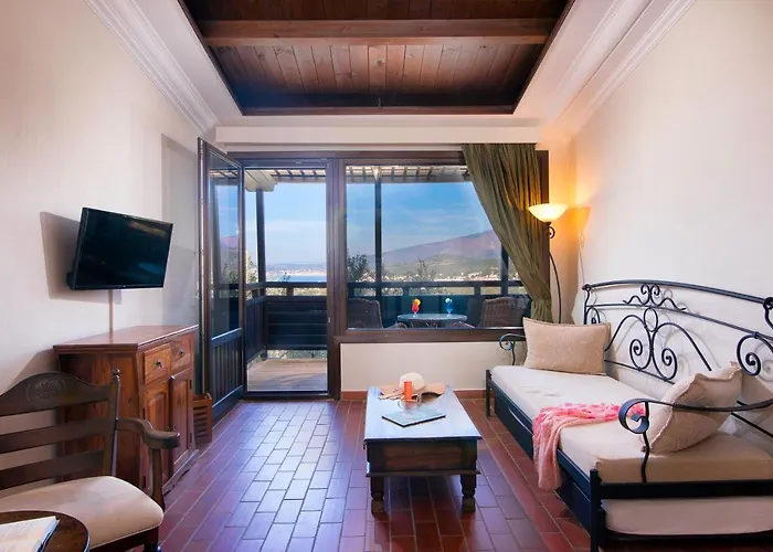 ホテル Kallisti 3*