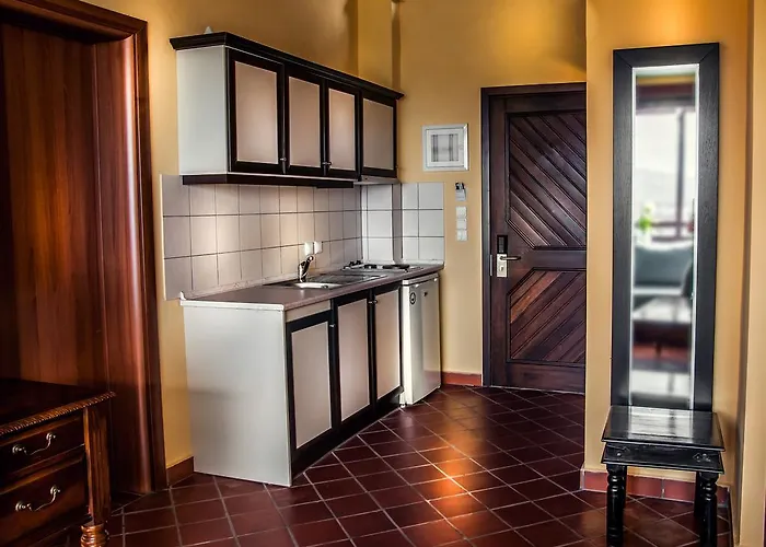 Kallisti 3* ポトス